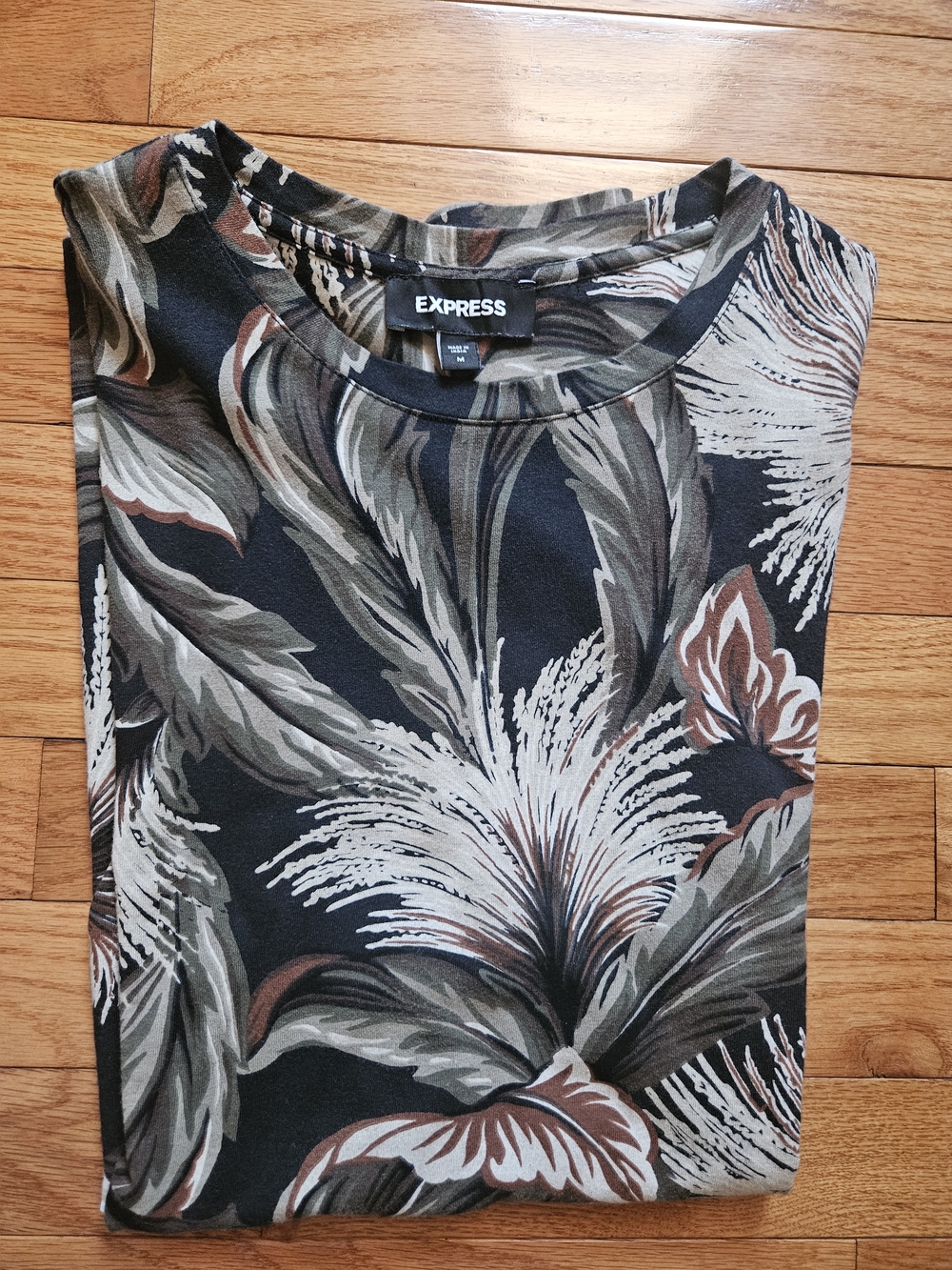 Express Black Floral Print Short Sleeve Cotton Tee